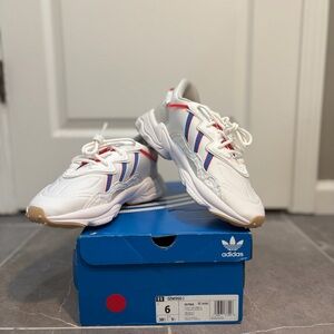 Adidas Ozweego J White Red Blue Youth 6 Womens 7.5 New